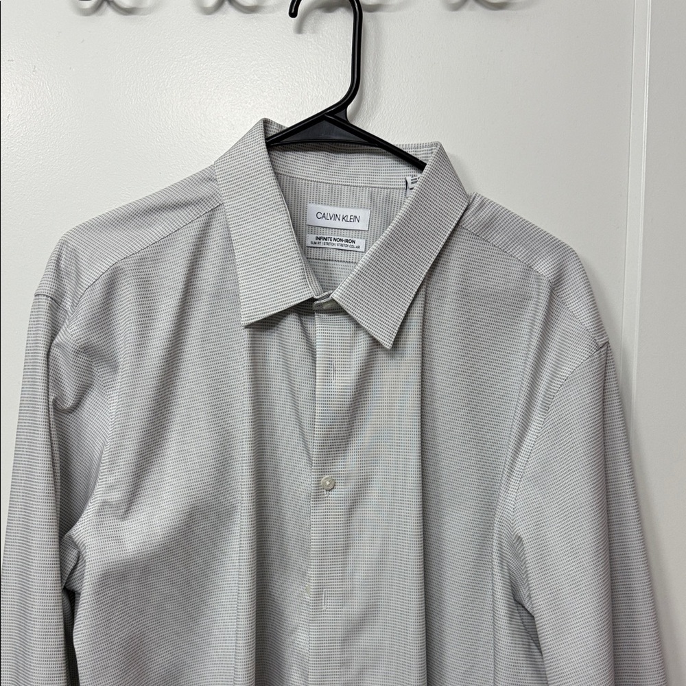 Calvin Klein Men's Light Gray Dress Shirt